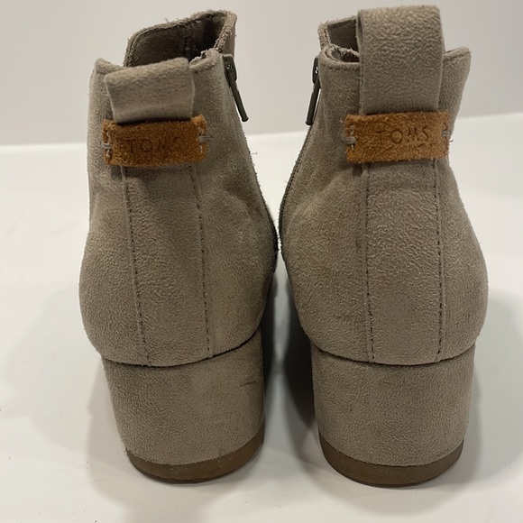 TOMS Kelsey Platform Booties size 4 (big kids) - Picture 7 of 10